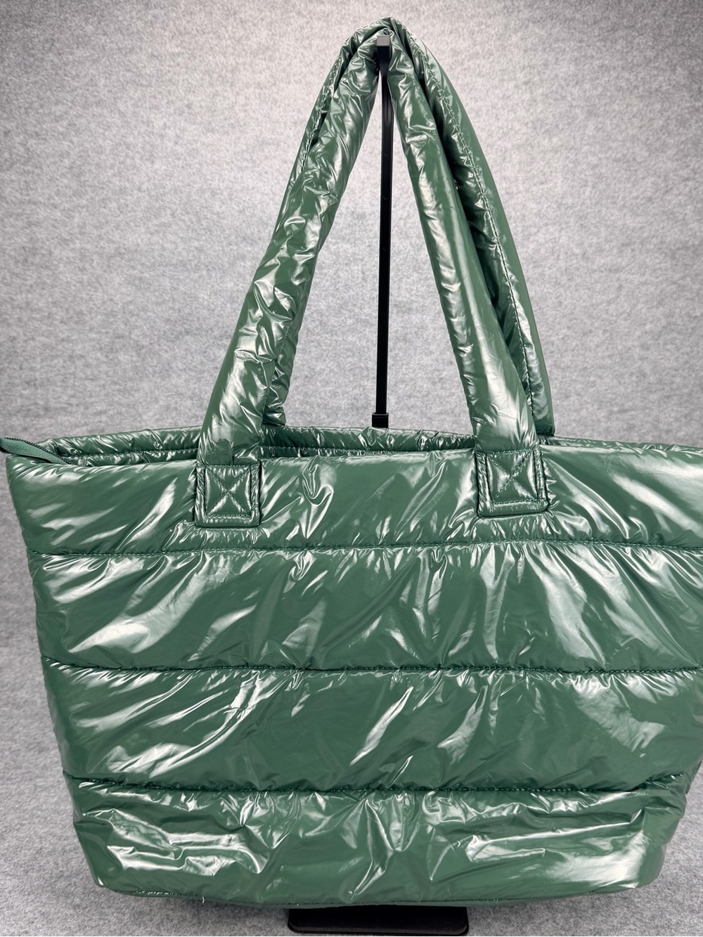 GAP Quilted Puffer Tote in Green